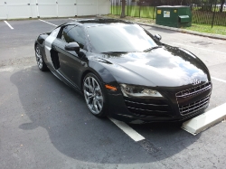 Black Audi R8